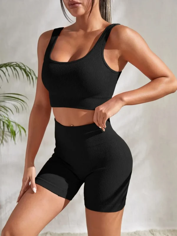 Conjunto feminino canelado para treino, top cropped e shorts de cintura alta. - Imagem 5